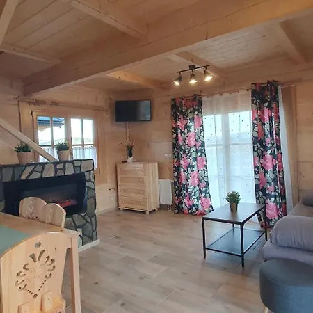 Tatrzanska Osada بيت للعطل *